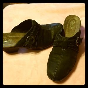 Clarks Clogs